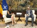 la ministra_de_defensa_recibe_al_alcalde_de_Oviedo_julio_17