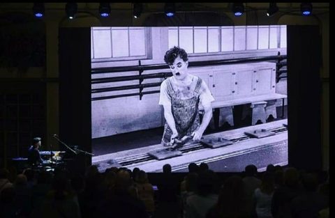 Cine-Concierto. Películas de los grandes del cine mudo de César Latorre Music