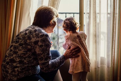26 de julio, día de los Abuelos: Casi la mitad de los abuelos en nuestro país cuidan a sus nietos de forma habitual